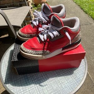 Air Jordan 3 Retro SE “Unite”. Youth Size 7. Pre-Owned.